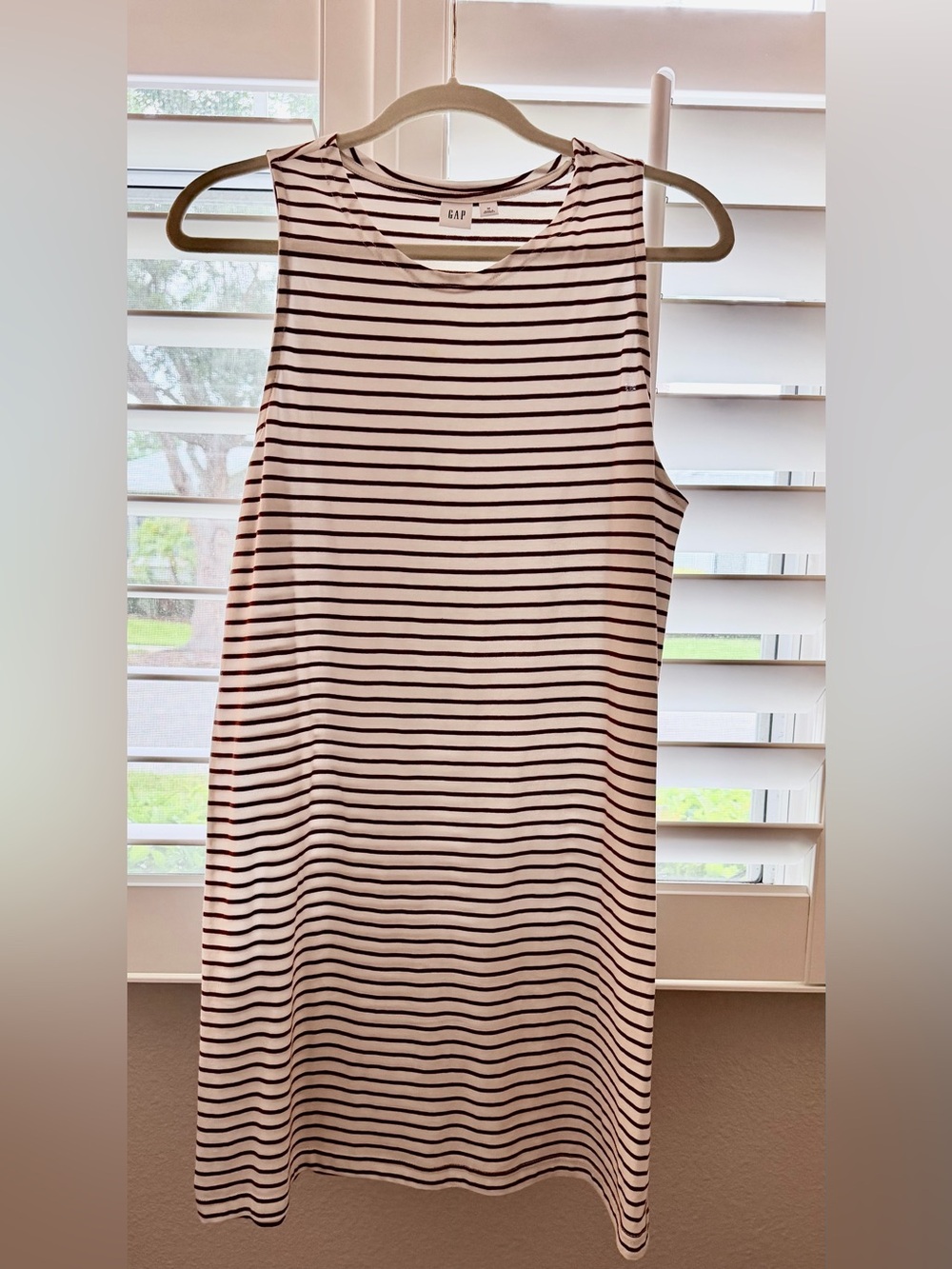 GAP Black and White Sleeveless Striped Midi Dress